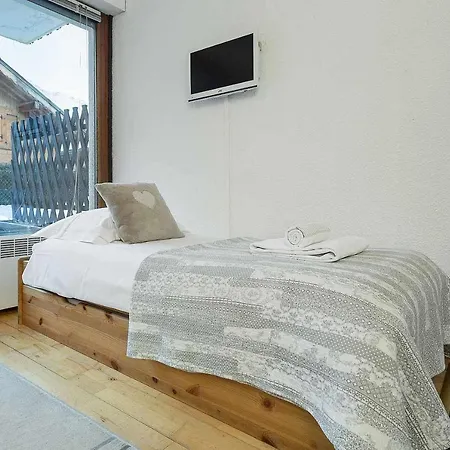 Studio Apartment Pecles - Alpes Travel - Chamonix - Sleeps 3 * Chamonix